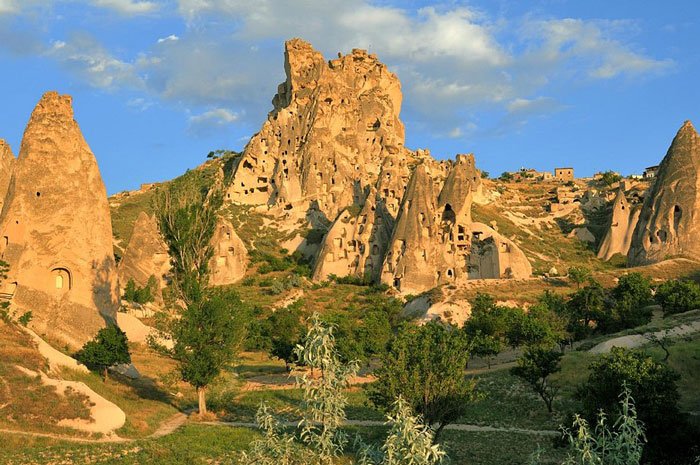 Uçhisar Kalesi